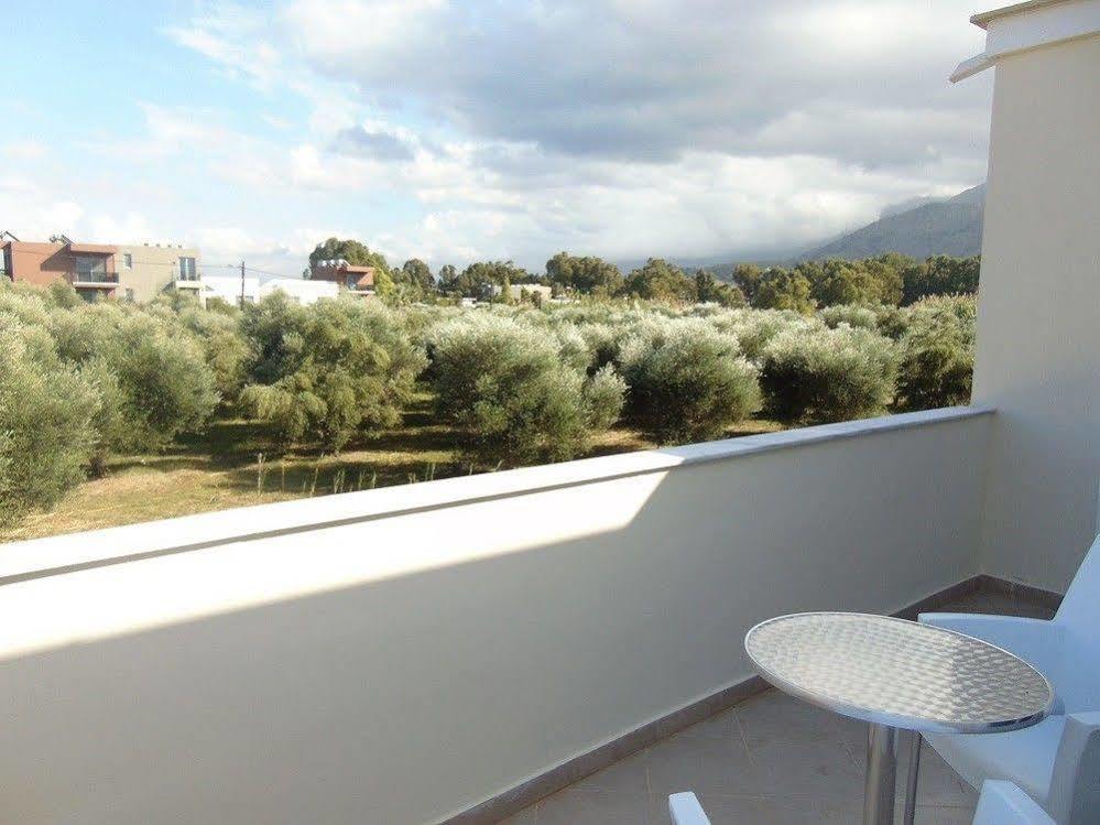 Villa Campos- Less Than 5-Min Walk To Kalivaki Beach 게오르기우폴리스 외부 사진