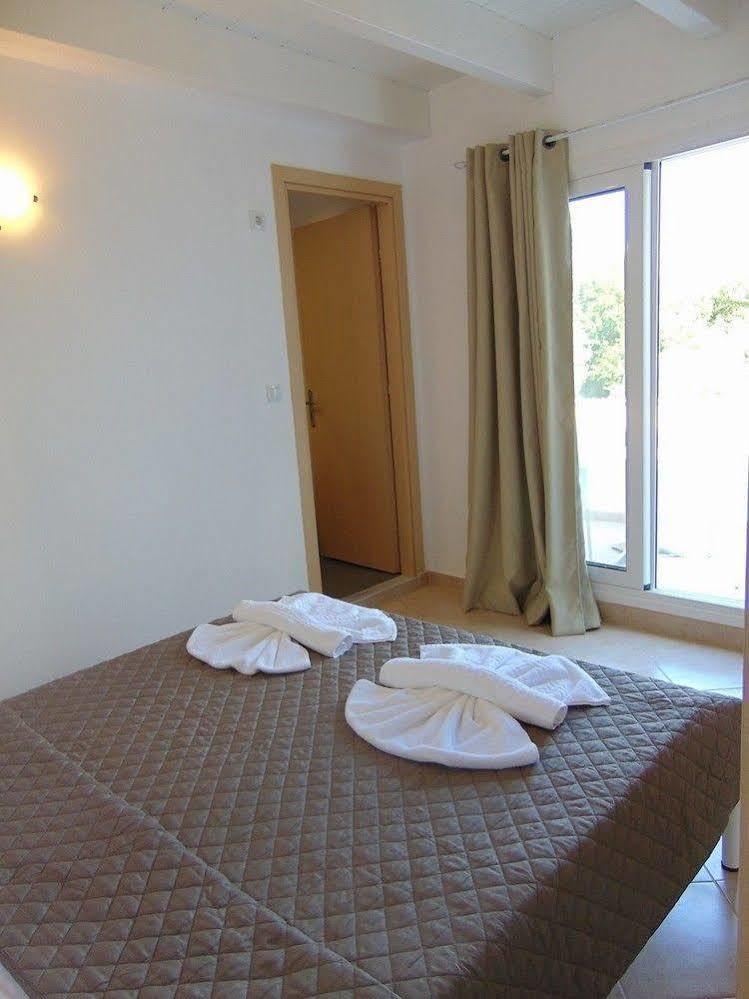 Villa Campos- Less Than 5-Min Walk To Kalivaki Beach 게오르기우폴리스 외부 사진