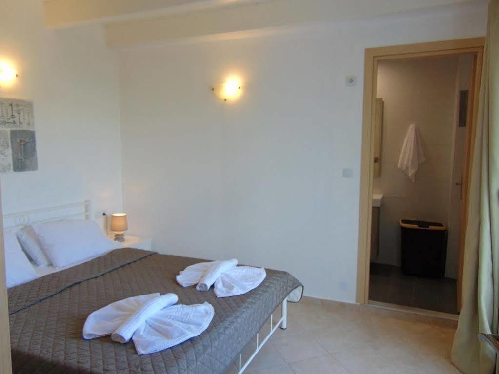 Villa Campos- Less Than 5-Min Walk To Kalivaki Beach 게오르기우폴리스 외부 사진